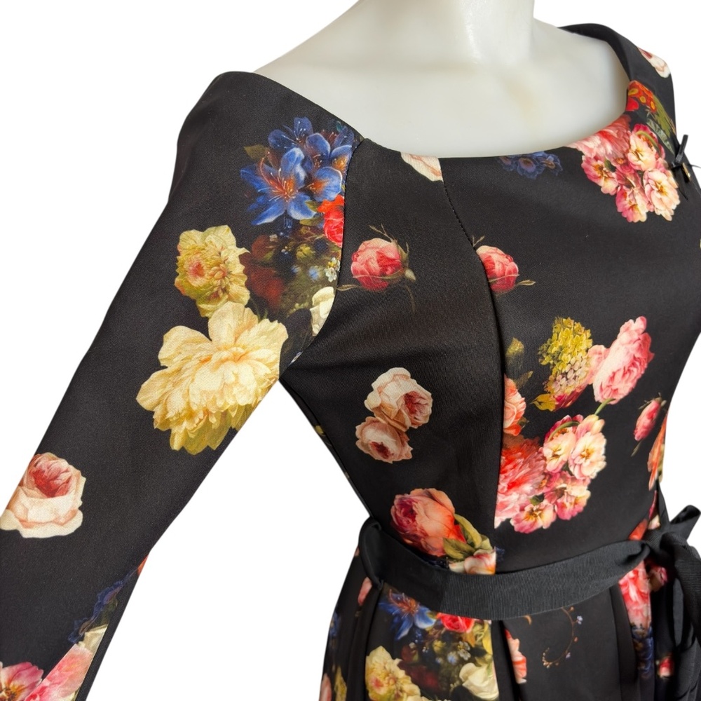 Italian Floral Scuba Dress - Picture 4 of 10